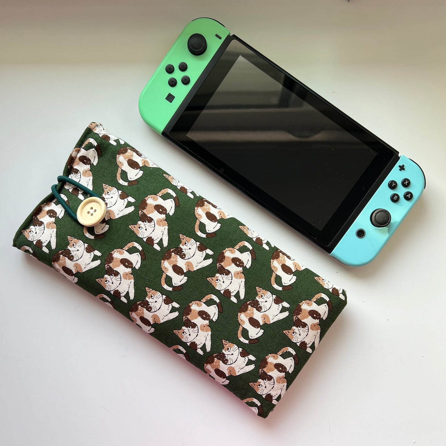 Cat print Nintendo switch sleeve